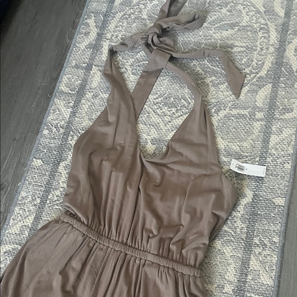 Old Navy Brown Halter Jumpsuit - Picture 2 of 4